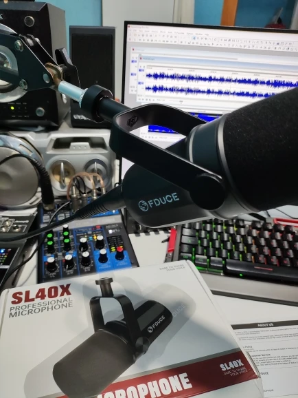 FDUCE SL40X/SL40 Dynamic Microphone for Podcasts and Live Broadcast photo review