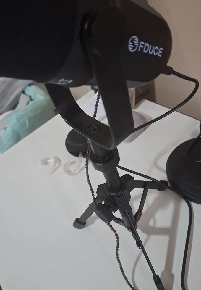 FDUCE SL40X/SL40 Dynamic Microphone for Podcasts and Live Broadcast photo review